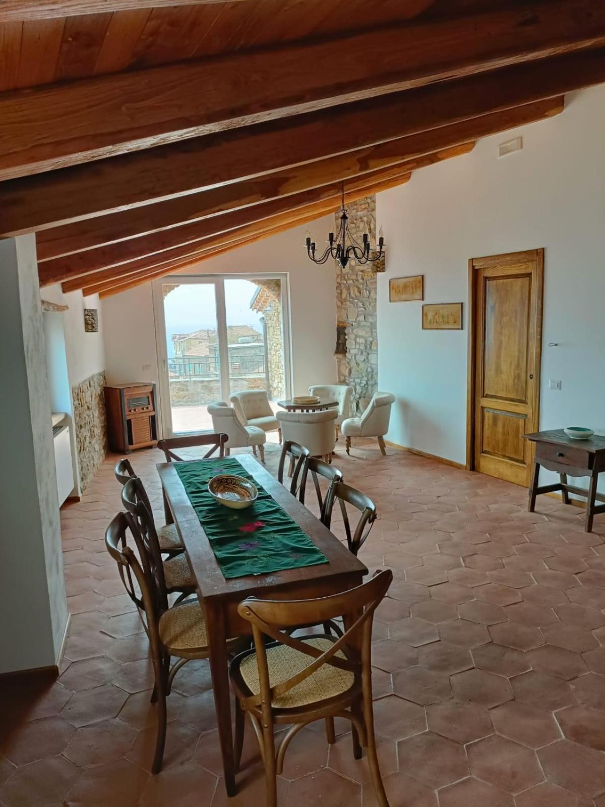 Bed and Breakfast La Mansarda Castellabate Esterno foto