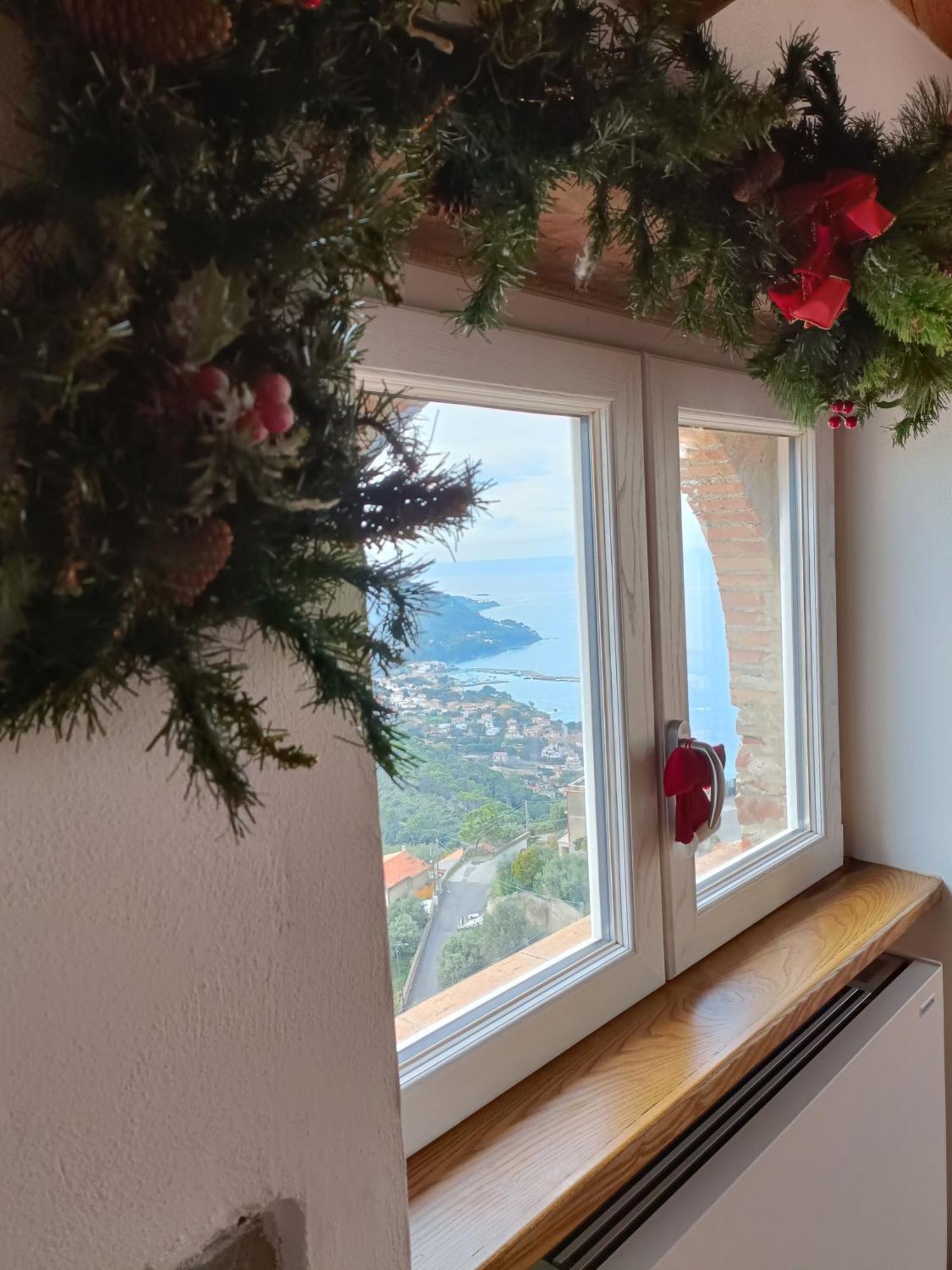 Bed and Breakfast La Mansarda Castellabate Esterno foto